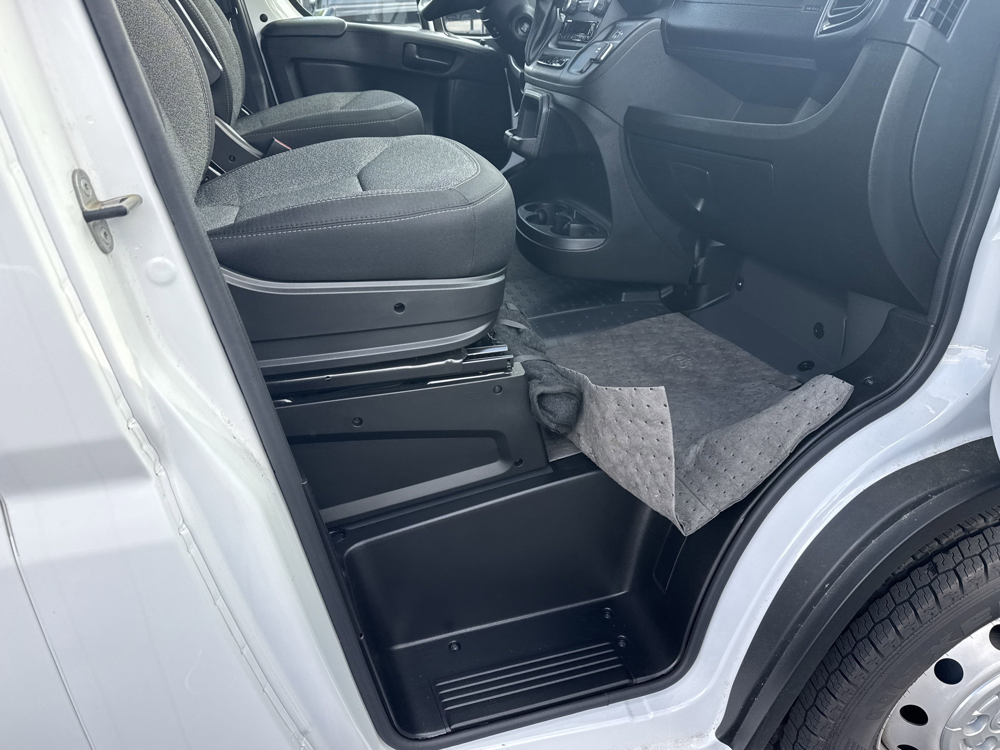 New 2023 RAM ProMaster 3500 w/ Convenience Group image 18