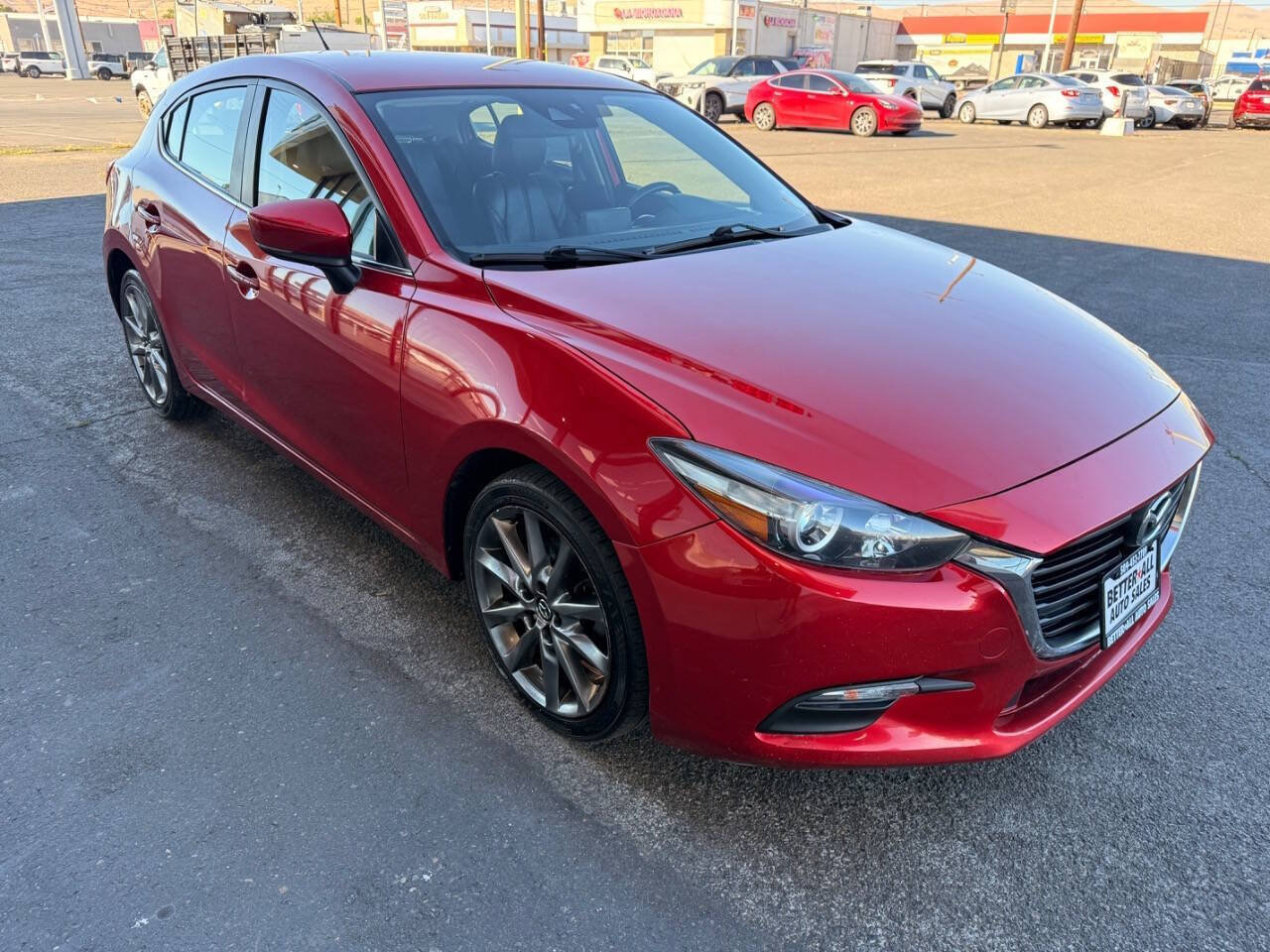 Used 2018 MAZDA MAZDA3 Touring FWD image 6
