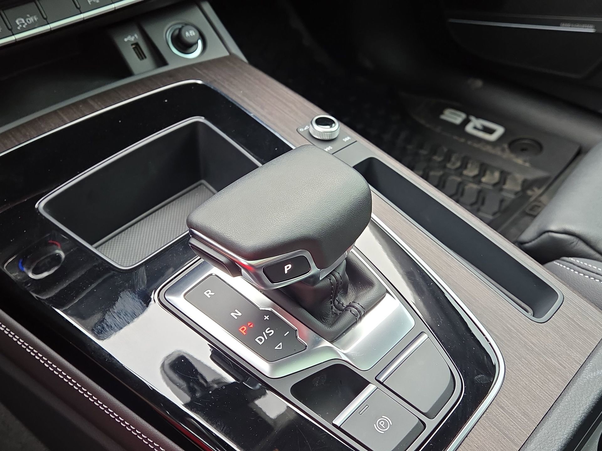 Certified 2025 Audi Q5 2.0T Premium Plus w/ Premium Plus Package image 22