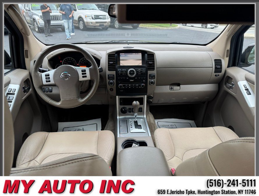 Used 2012 Nissan Pathfinder Silver w/ DVD Entertainment Pkg AWD/4WD image 11