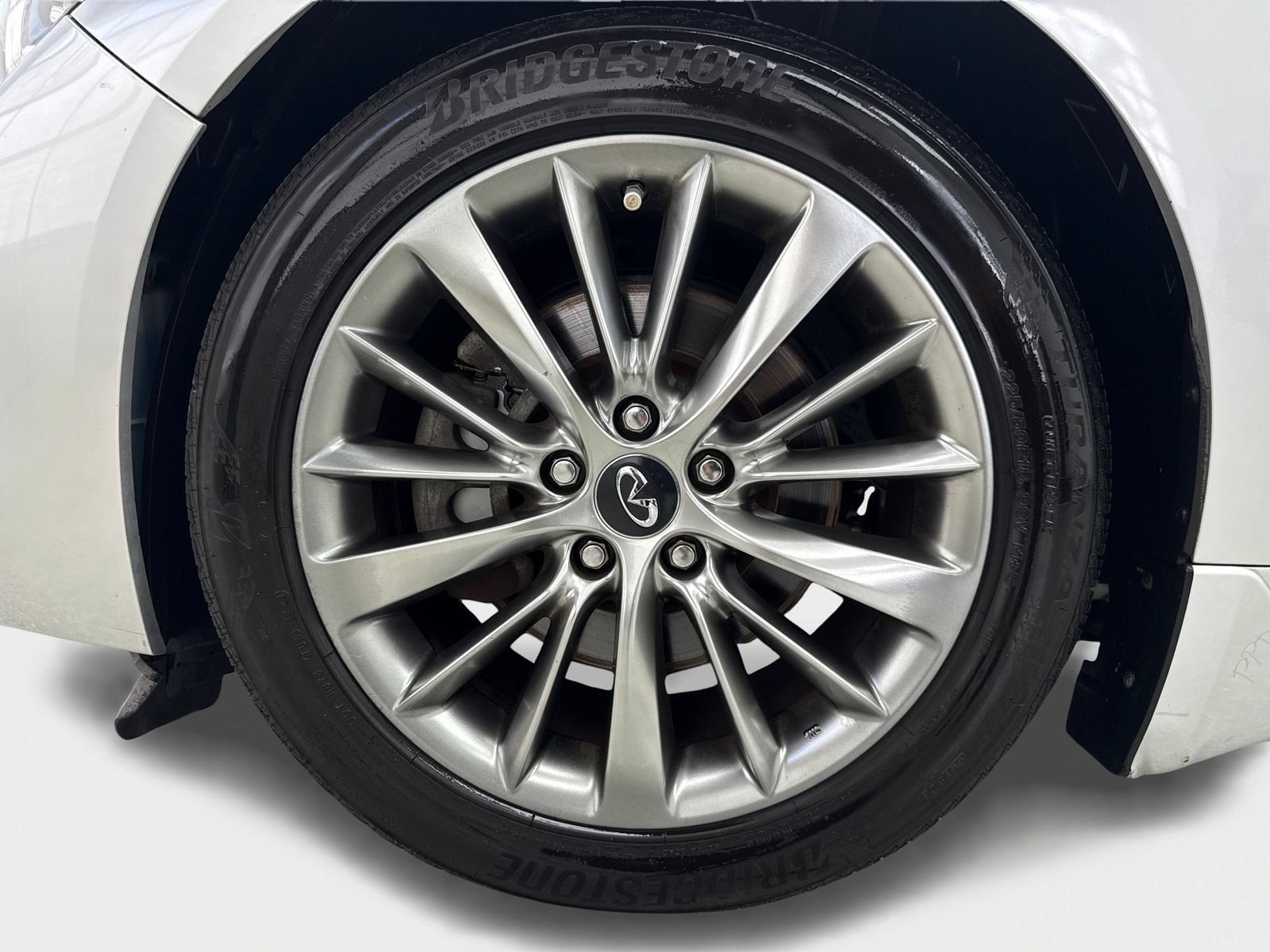 Used 2018 INFINITI Q50 Luxe w/ Essential Package (3.0T Luxe) AWD/4WD image 49
