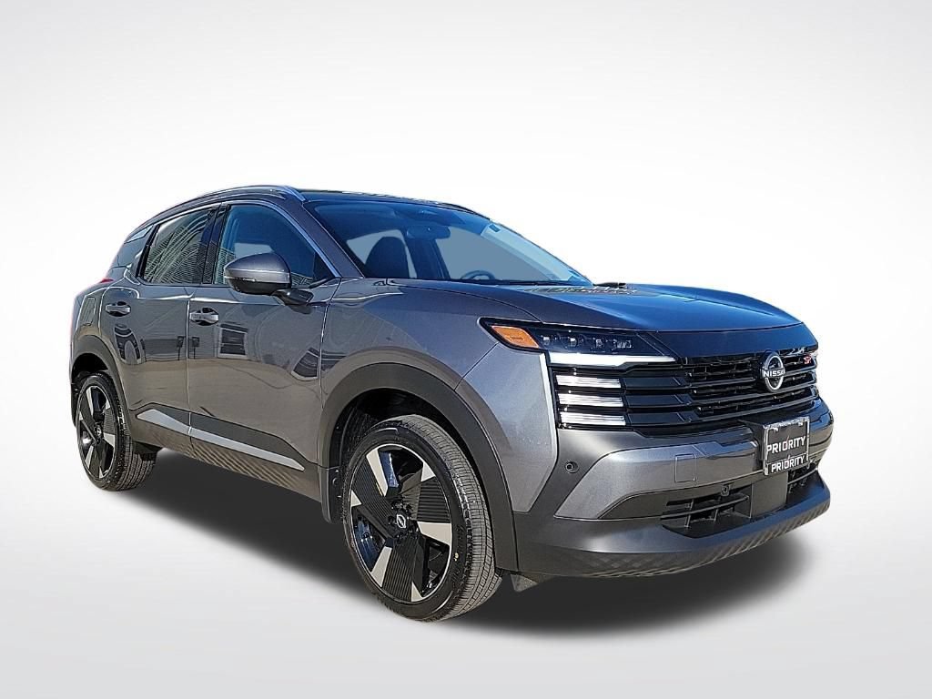 Certified 2025 Nissan Kicks SR FWD image 7