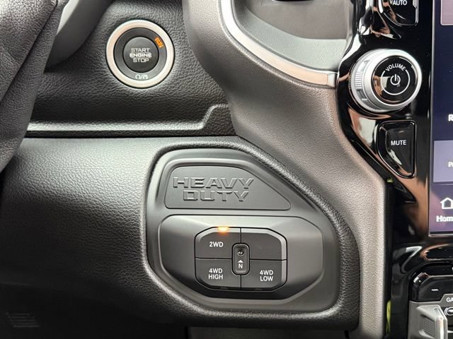 Used 2025 RAM 2500 Big Horn AWD/4WD image 22