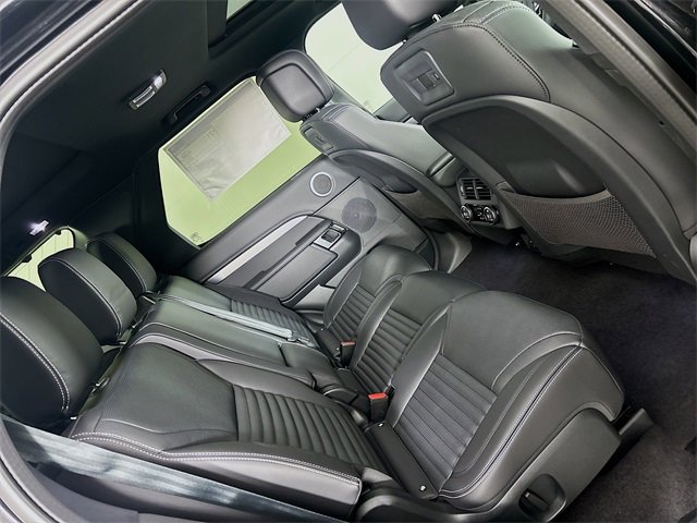 Used 2024 Land Rover Discovery Dynamic SE image 27