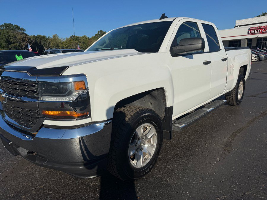 Used 2018 Chevrolet Silverado 1500 LS w/ Trailering Package AWD/4WD image 9