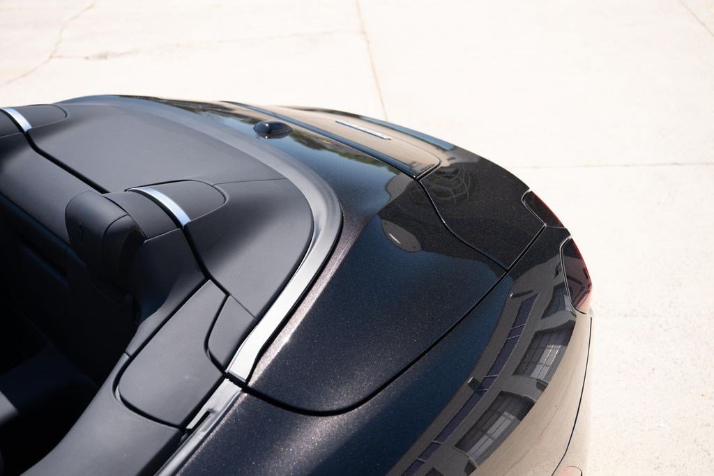 Used 2025 Ferrari Roma Spider RWD image 22