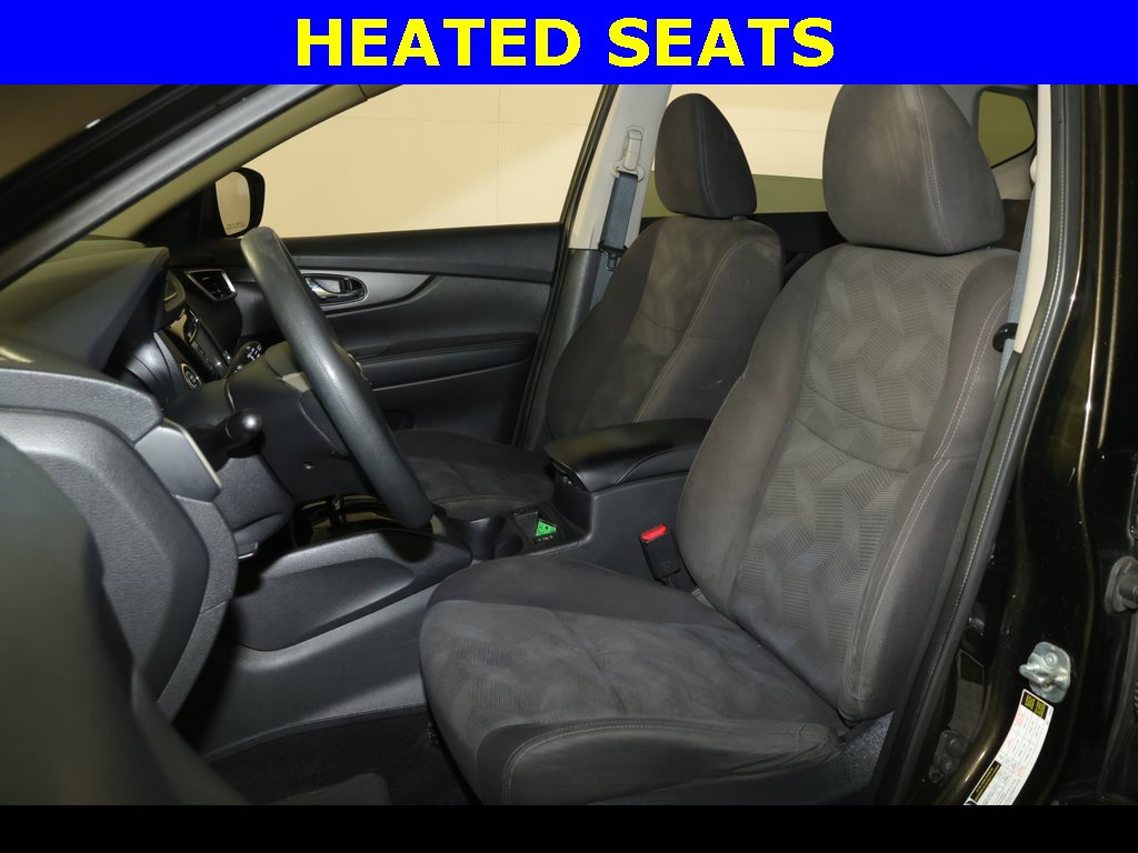 Used 2016 Nissan Rogue SV w/ SV Premium Package image 3