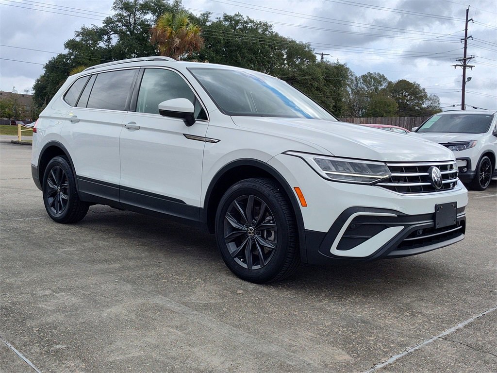 Used 2022 Volkswagen Tiguan SE image 16