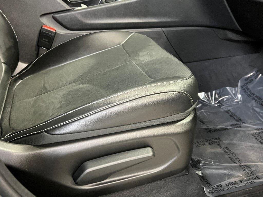 Used 2024 Jeep Grand Cherokee Altitude image 14