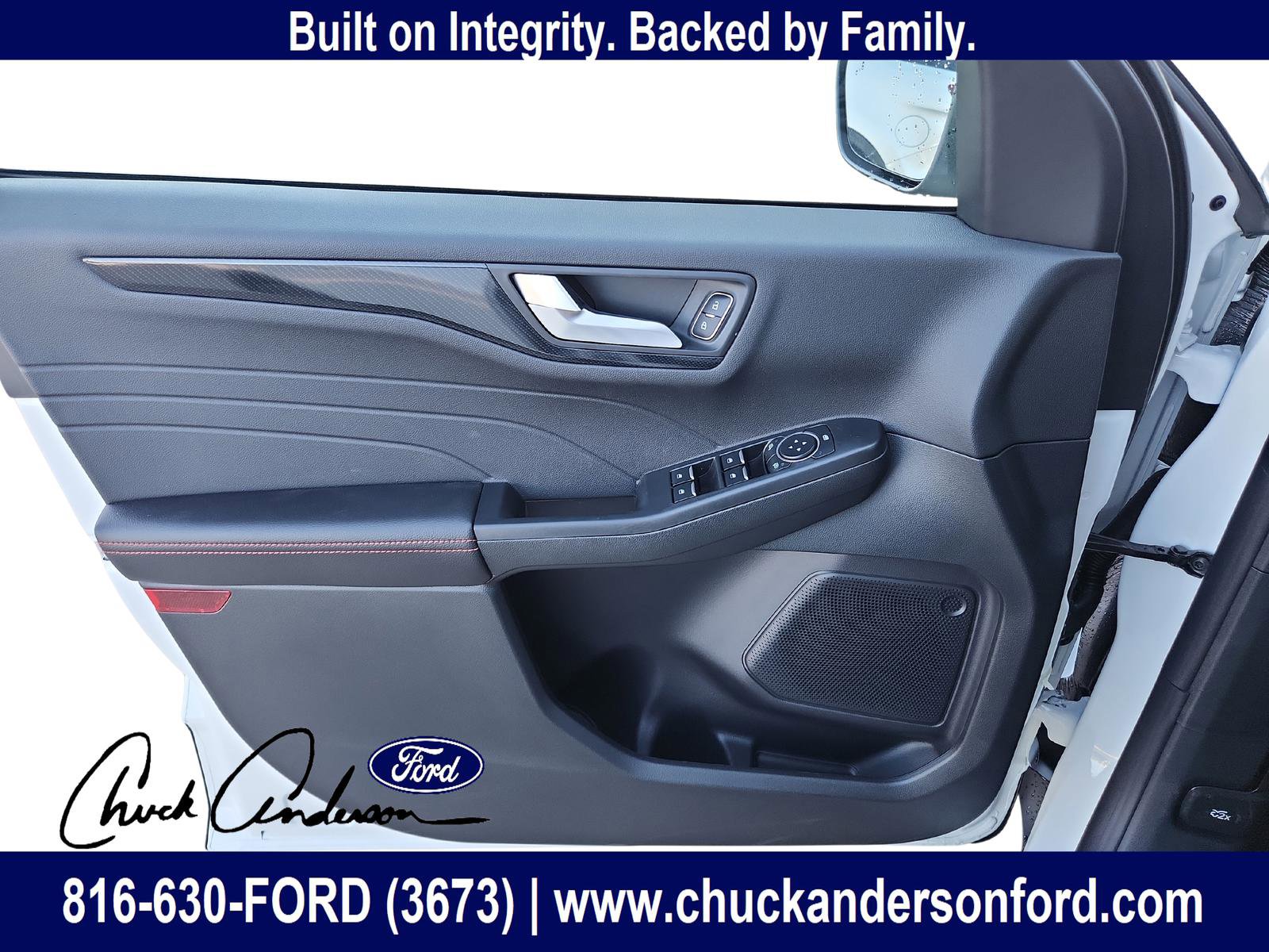 New 2026 Ford Escape ST-Line w/ Cold Weather Package AWD/4WD image 22