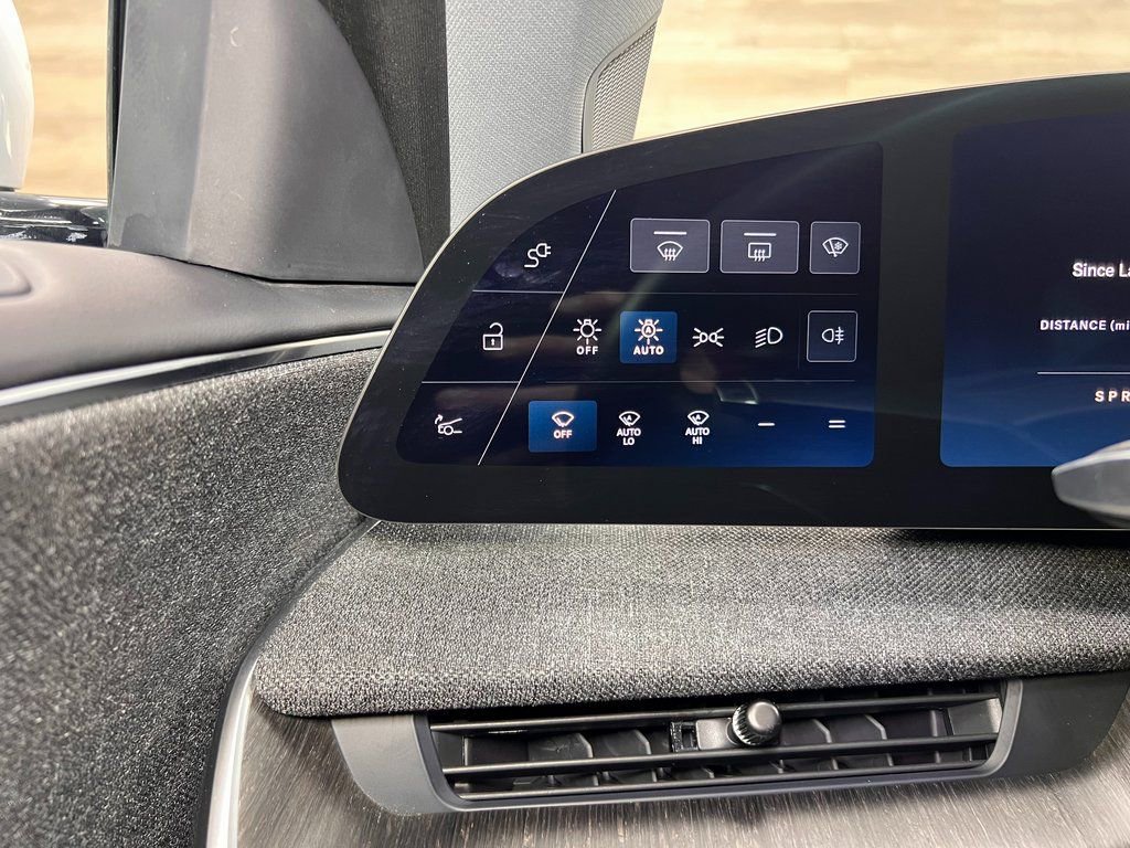 Used 2025 Lucid Air Touring AWD/4WD image 24