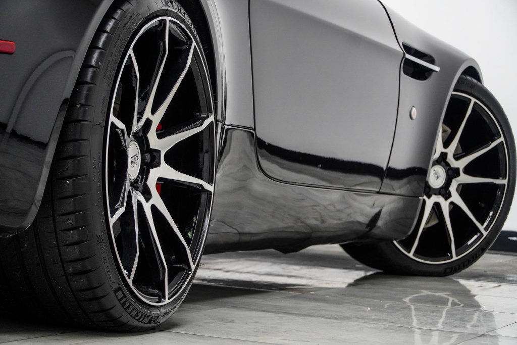 Used 2007 Aston Martin V8 Vantage Coupe RWD image 26