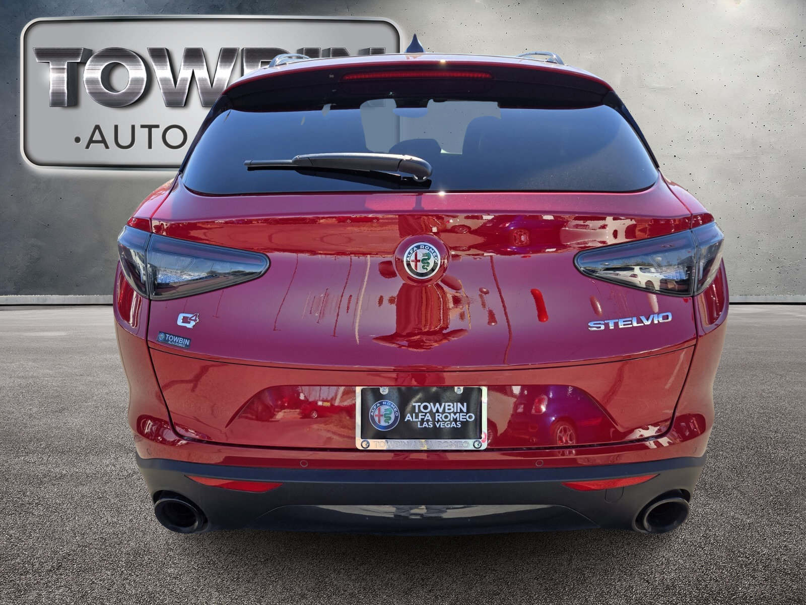 Used 2024 Alfa Romeo Stelvio Sprint AWD/4WD image 5