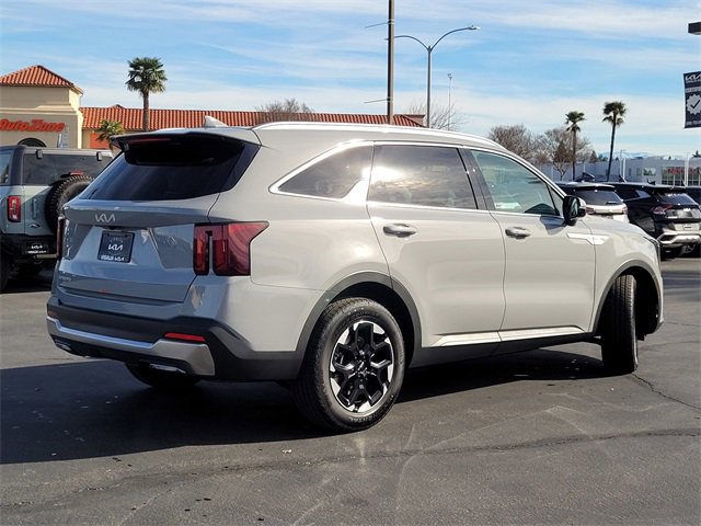 New 2026 Kia Sorento S image 5