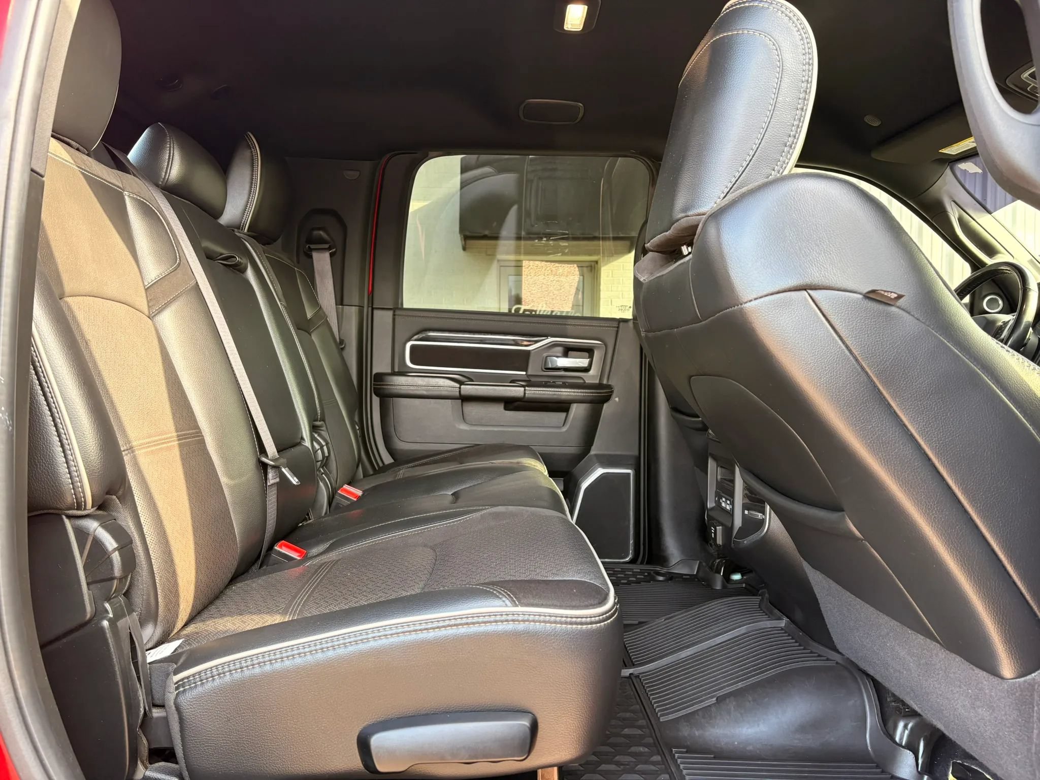 Used 2021 RAM 2500 Laramie AWD/4WD image 10