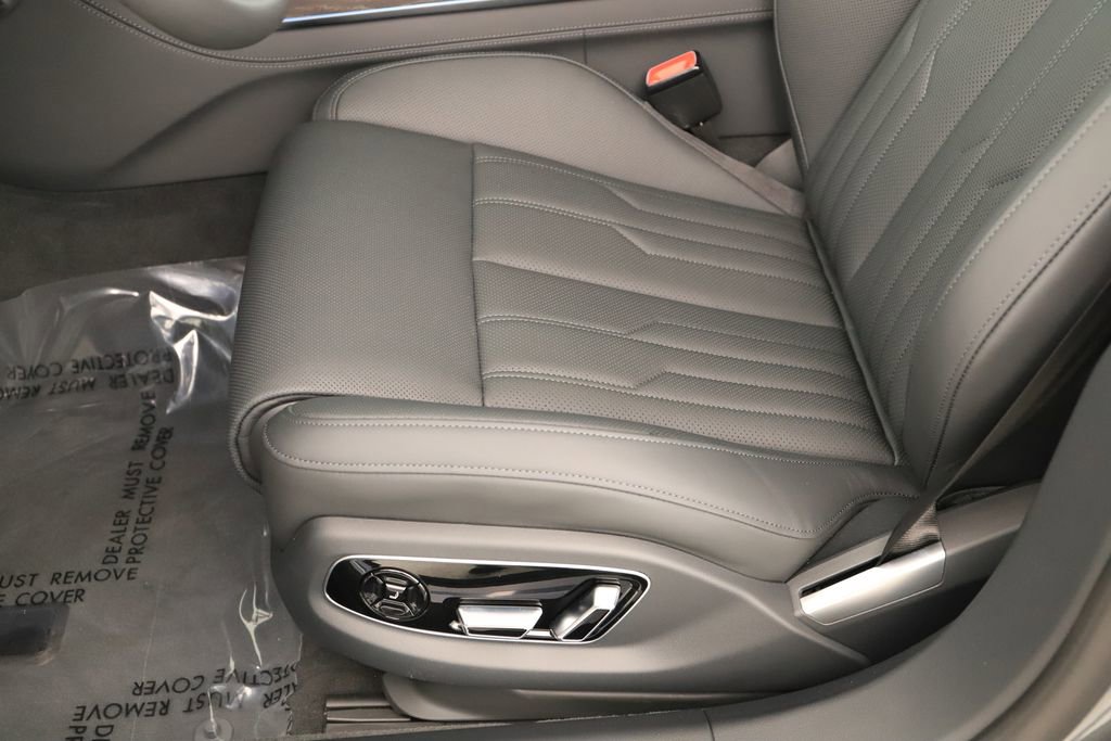 New 2026 Audi A8 L 3.0T AWD/4WD image 24