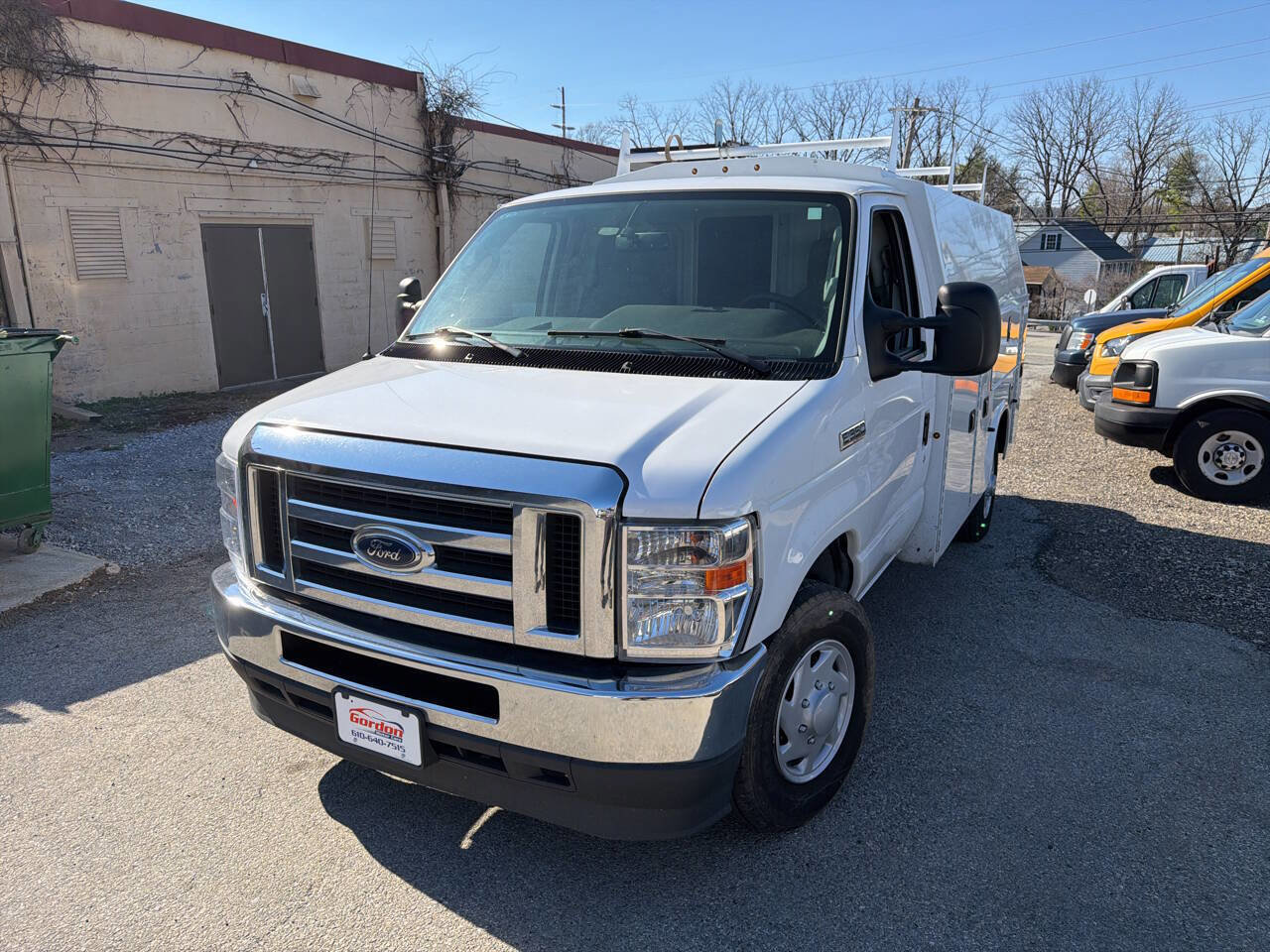 Used 2022 Ford E-350 and Econoline 350 Super Duty w/ Power Windows & Locks Group RWD image 25