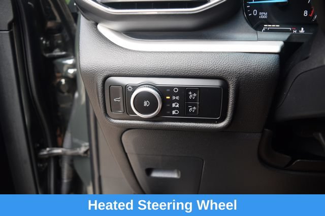 Used 2024 Ford Explorer XLT w/ Equipment Group 202A AWD/4WD image 7