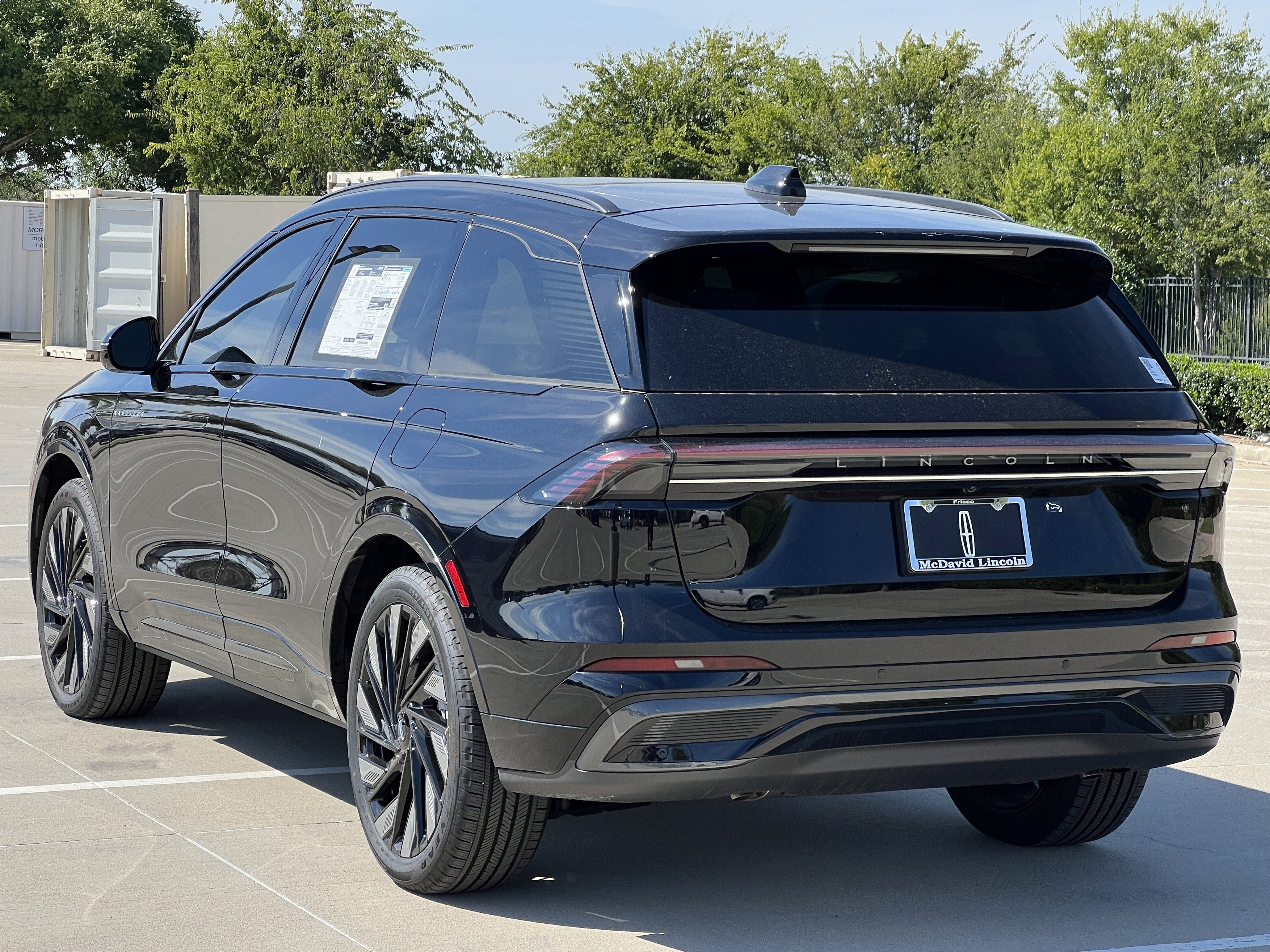 New 2025 Lincoln Nautilus Reserve w/ Jet Appearance Package image 7