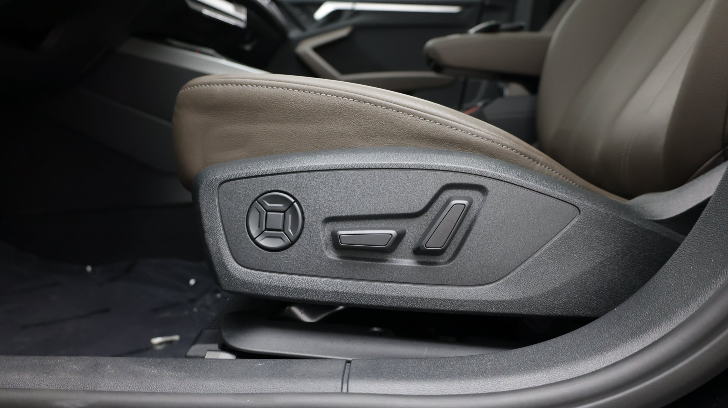 Used 2024 Audi A3 2.0T Premium FWD image 18