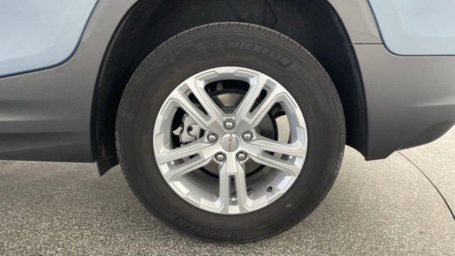 Used 2024 GMC Terrain SLE w/ Driver Convenience Package image 50
