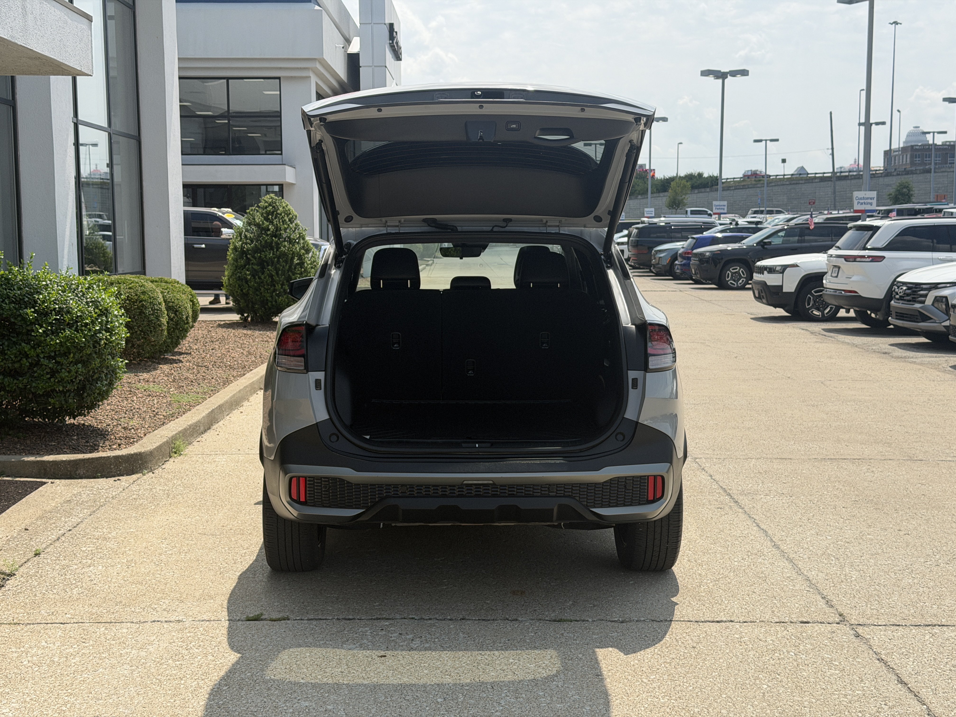 Used 2023 Kia Sportage X-Line w/ X-Line Premium Package AWD/4WD image 10