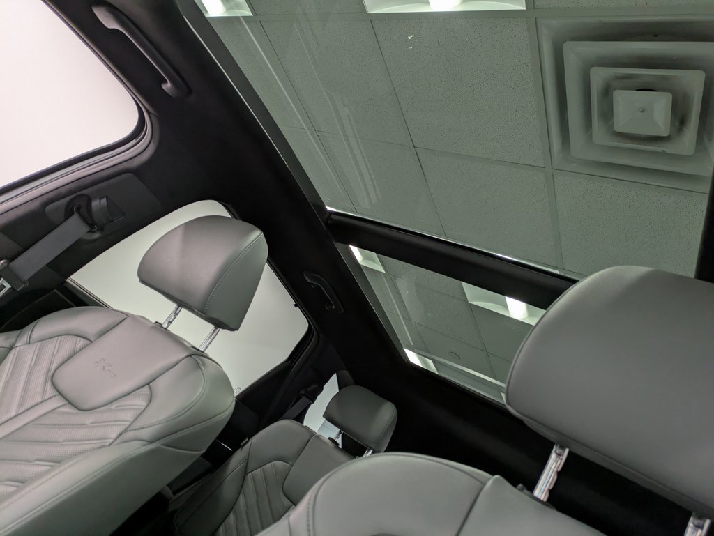 Used 2024 Kia Sorento SX Prestige w/ Sage Leather Package image 20