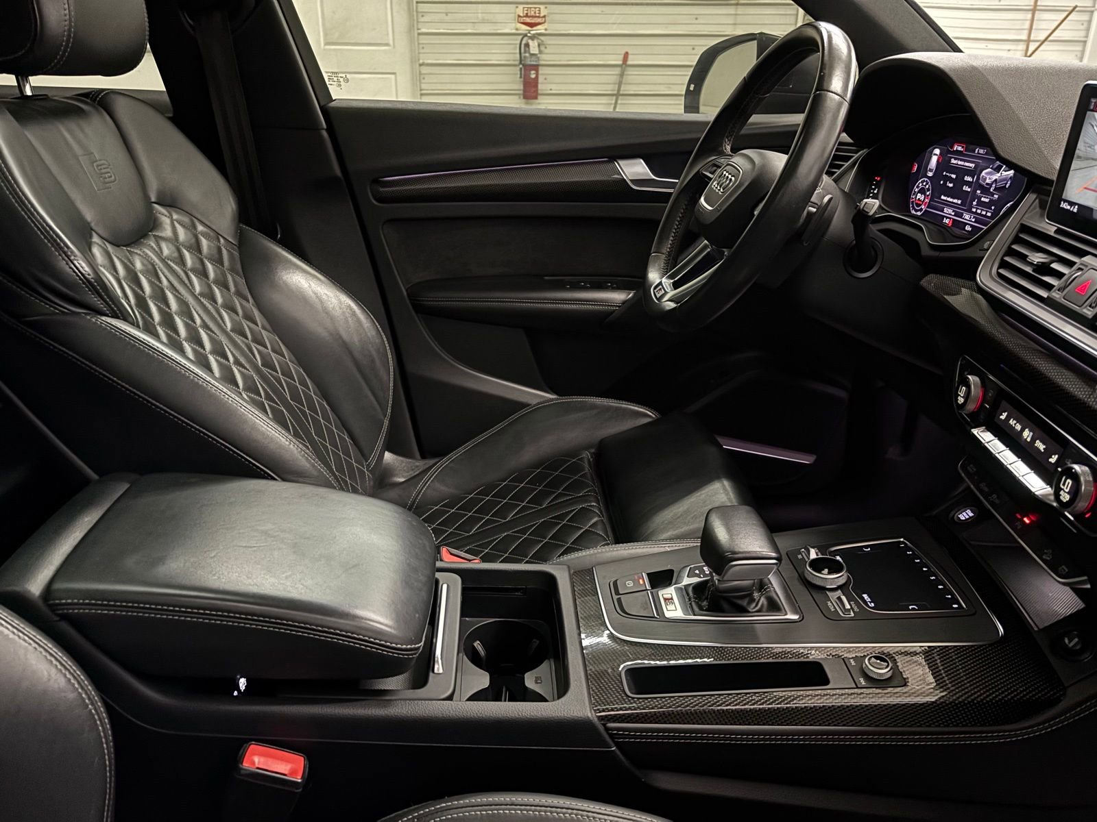 Used 2018 Audi SQ5 Prestige w/ Prestige Package AWD/4WD image 26