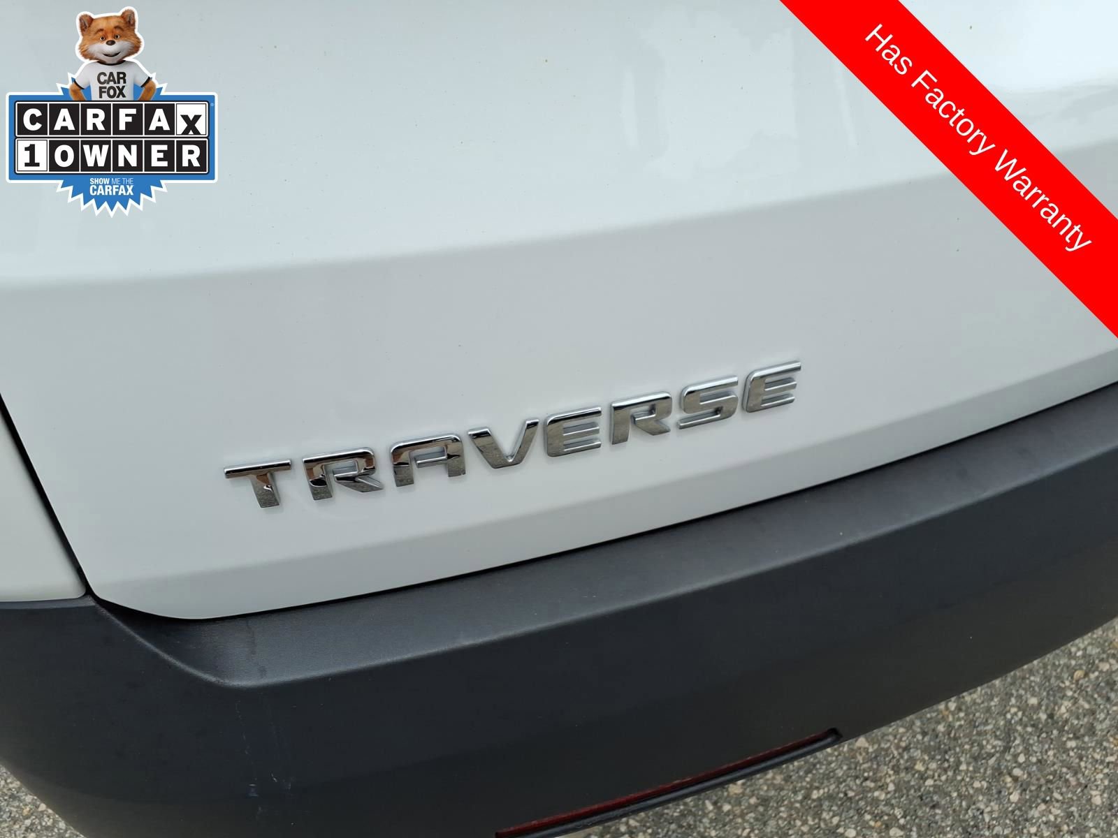 Used 2023 Chevrolet Traverse LT FWD image 9