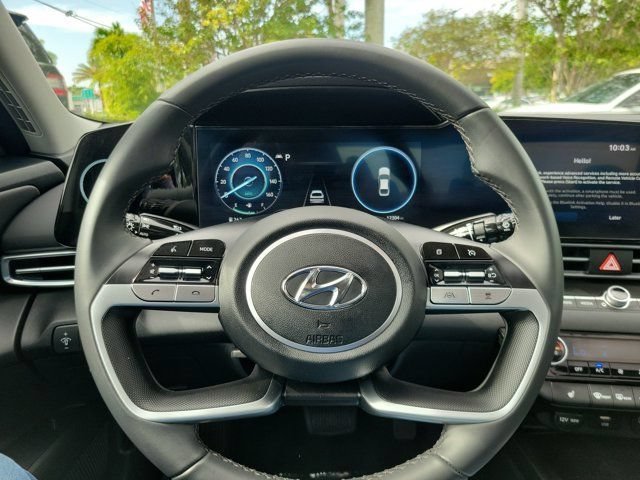 Certified 2023 Hyundai Elantra Limited FWD image 19