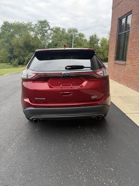 Used 2018 Ford Edge SEL w/ Equipment Group 201A AWD/4WD image 4