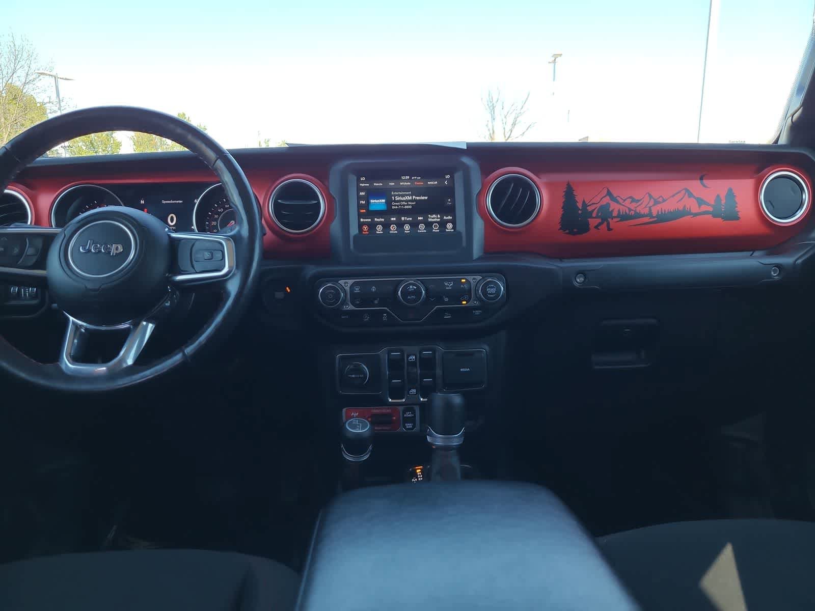 Used 2021 Jeep Gladiator Rubicon w/ Cold Weather Group image 18