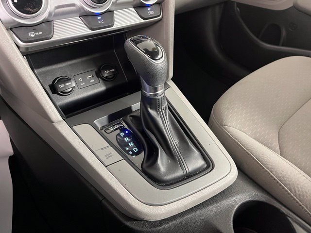 Used 2019 Hyundai Elantra SE FWD image 31