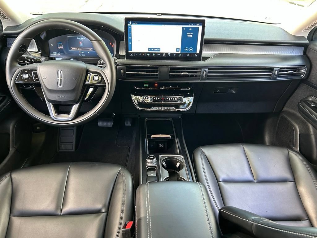 Used 2023 Lincoln Corsair FWD image 10
