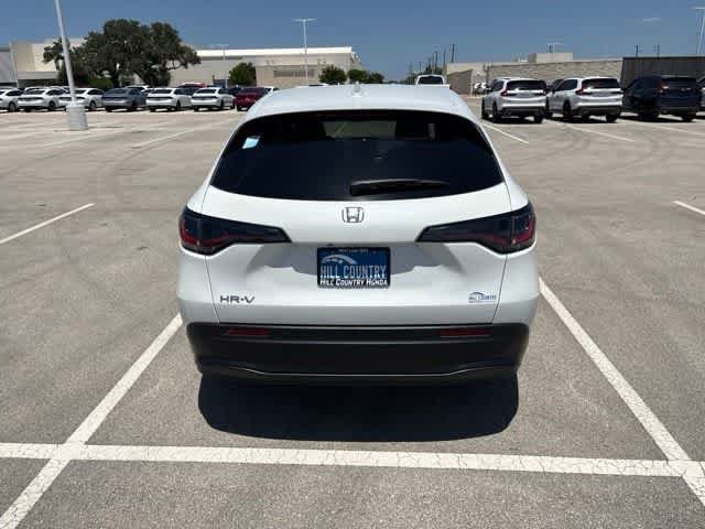 Used 2027 Honda HR-V LX image 4