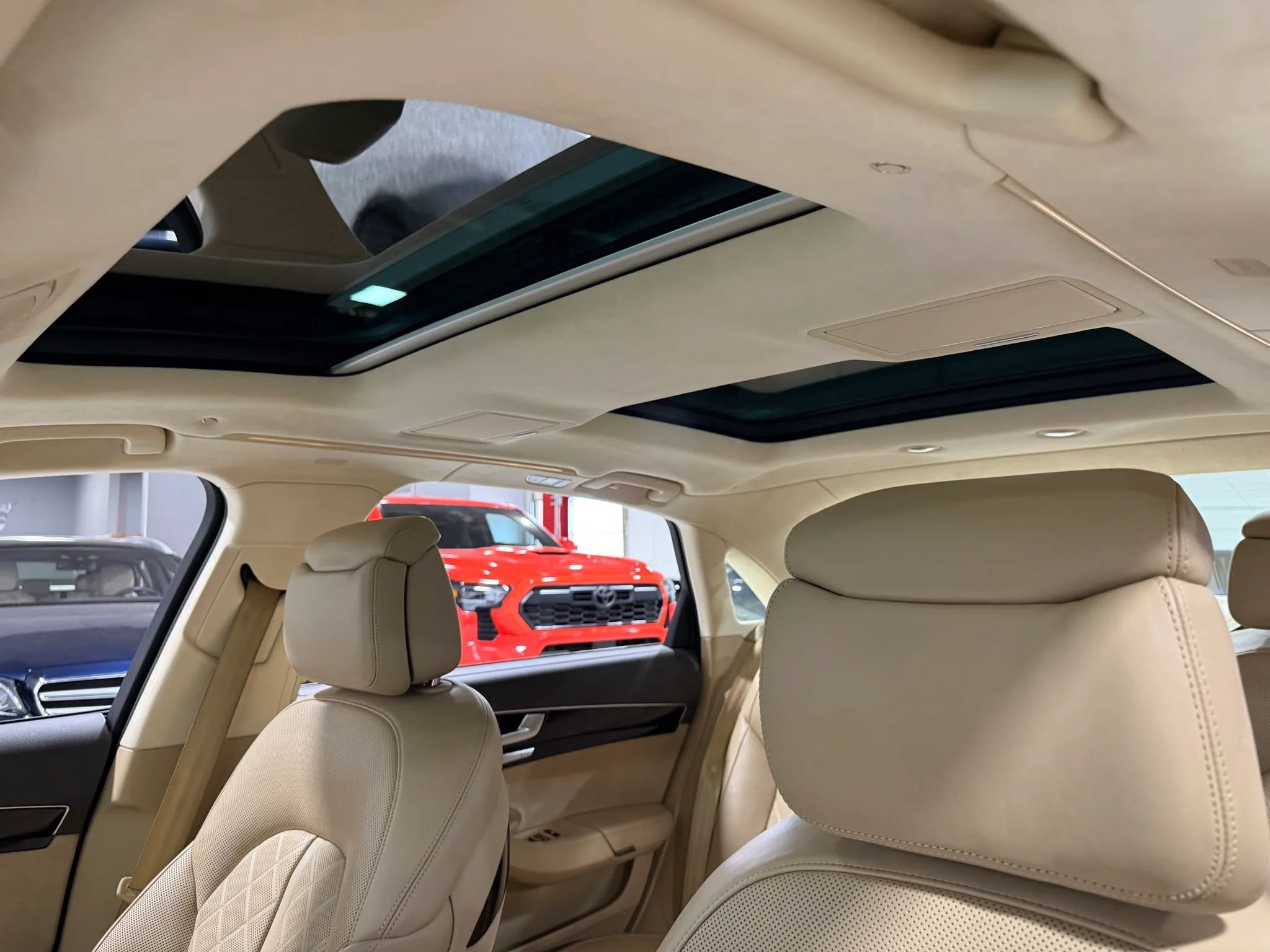 Used 2018 Audi A8 L 4.0T w/ Executive Package AWD/4WD image 17