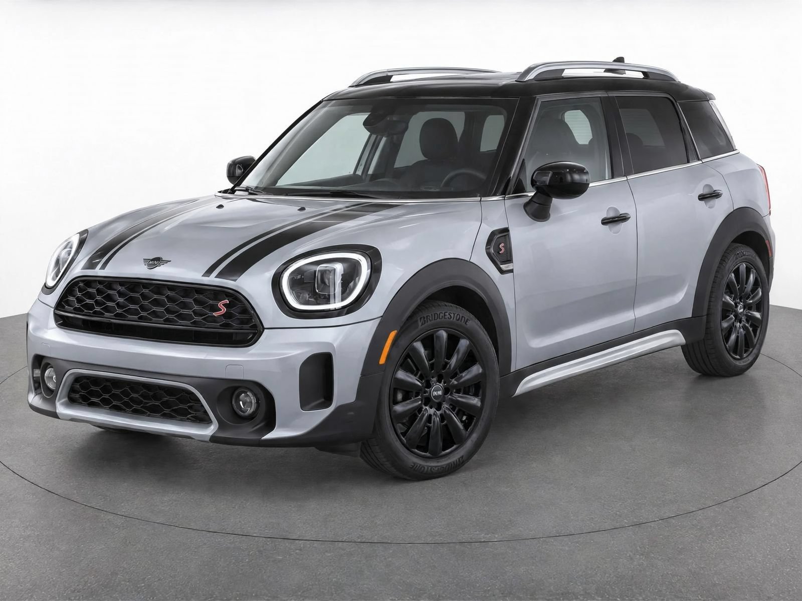 Used 2024 MINI Cooper Countryman S w/ Premium Package FWD image 2