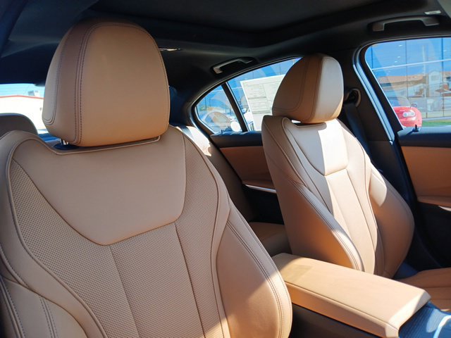 New 2026 BMW 330i Sedan w/ M Sport Package RWD image 14