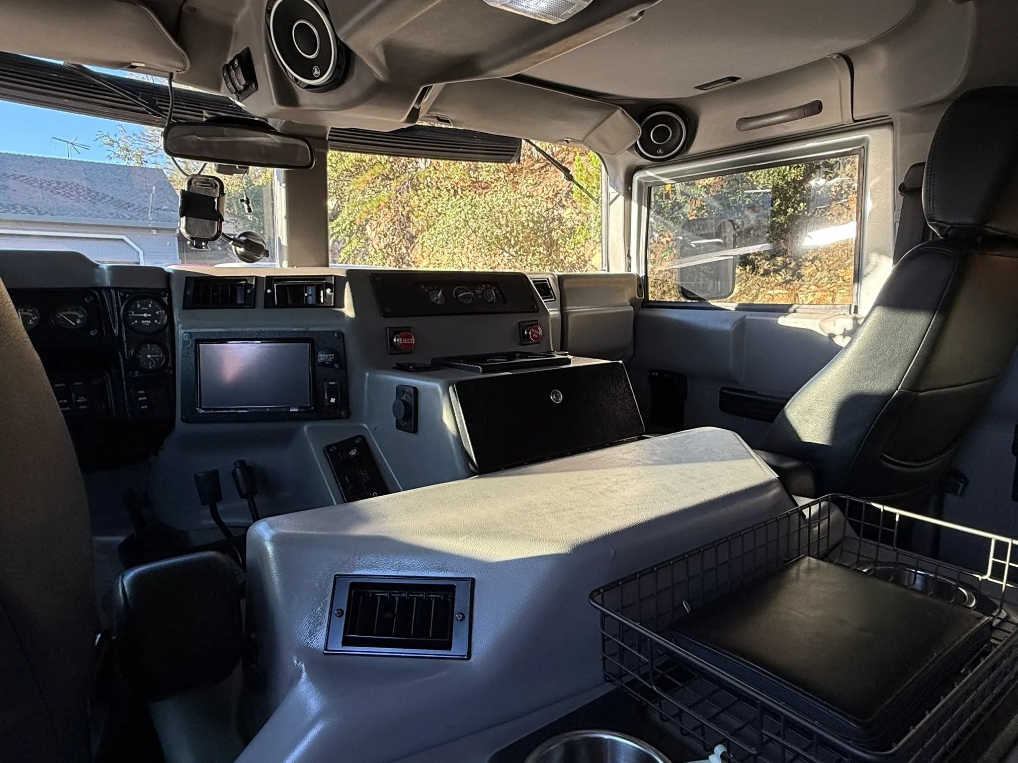 Used 1997 HUMMER H1 4-Door Wagon AWD/4WD image 27