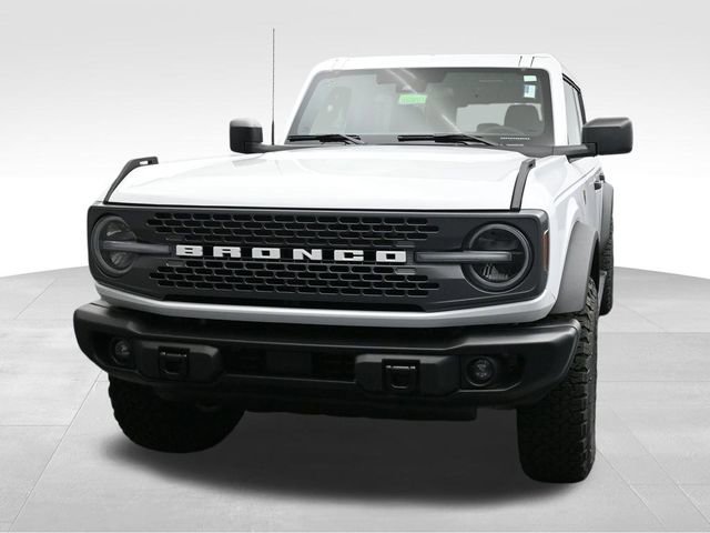 New 2025 Ford Bronco Badlands image 2