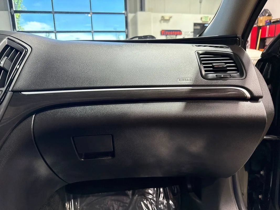 Used 2017 Buick Regal Sport Touring FWD image 97