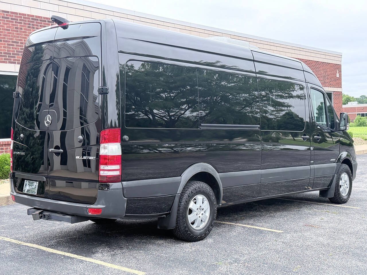 Used 2014 Mercedes-Benz Sprinter 2500 image 7