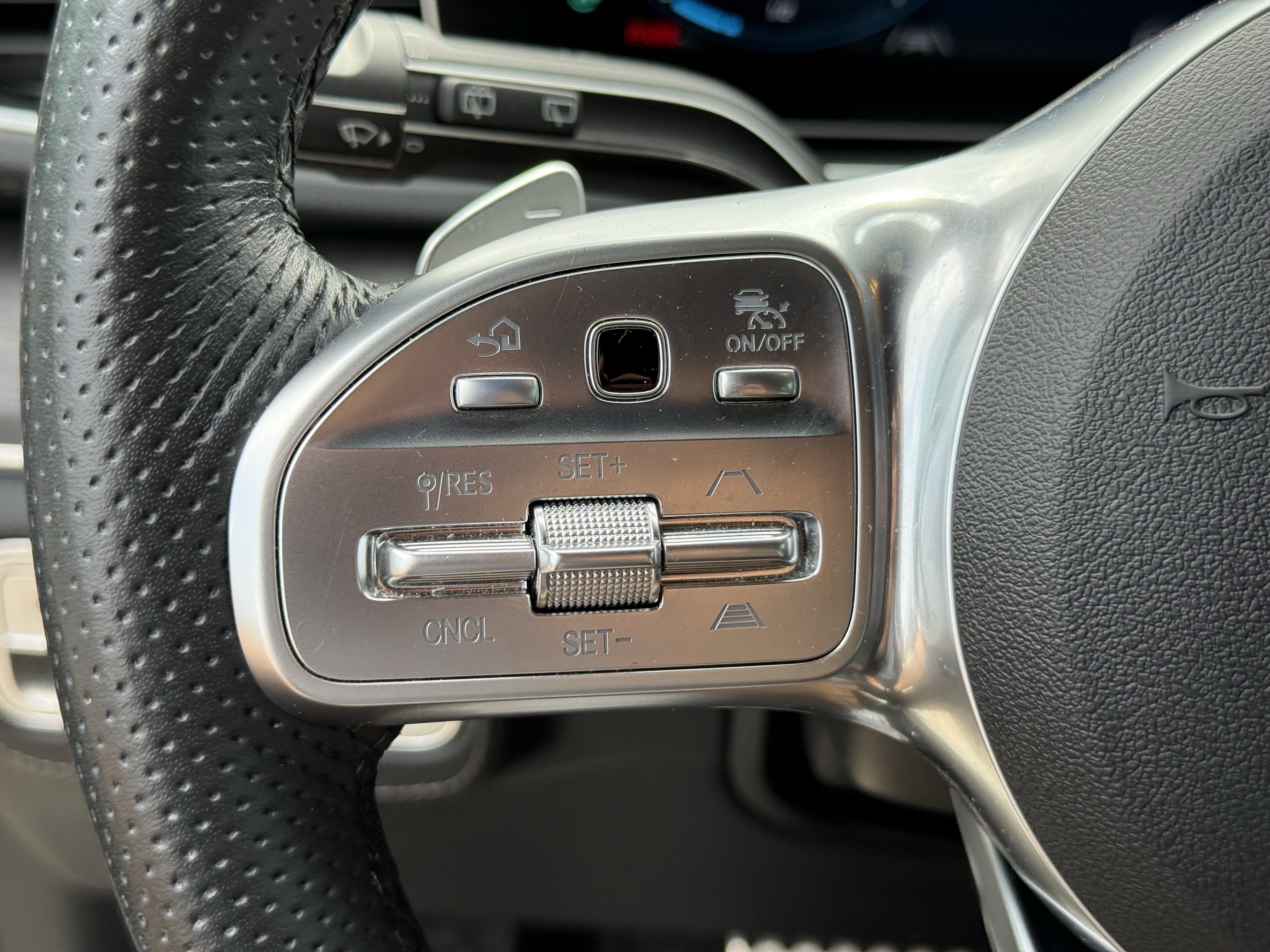 Used 2022 Mercedes-Benz GLE 450 4MATIC image 16