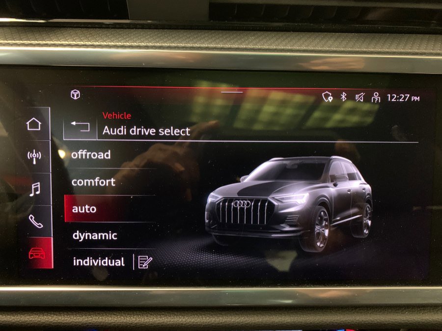 Used 2023 Audi Q3 2.0T Premium Plus w/ Premium Plus Package image 30