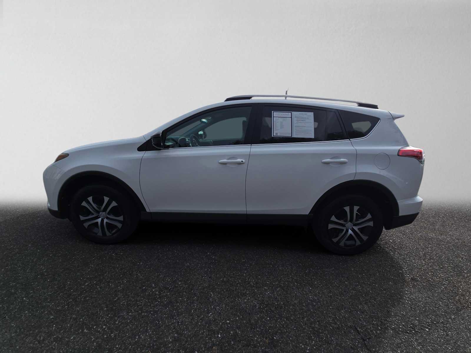 Used 2017 Toyota RAV4 LE w/ All Weather Liner Package AWD/4WD image 6