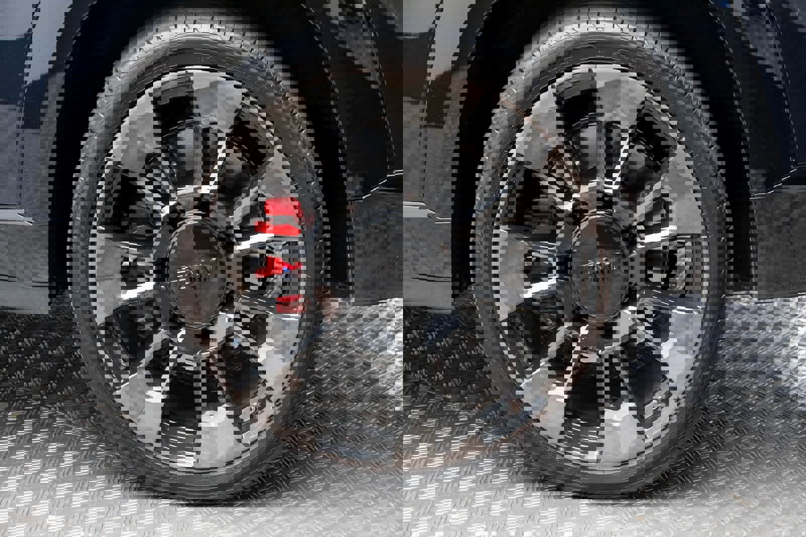 Used 2024 BMW XM image 53