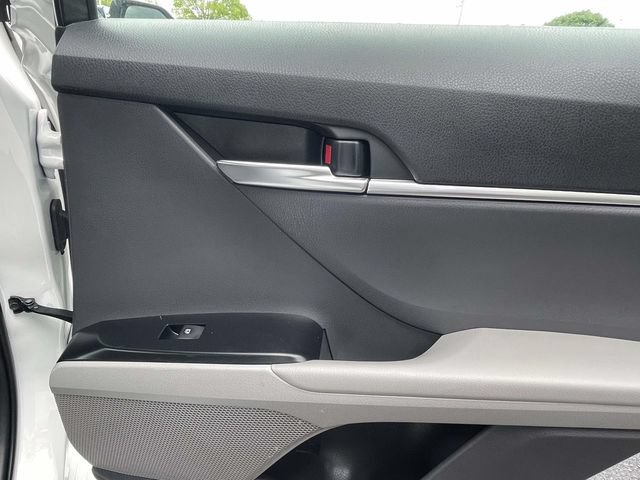 Used 2018 Toyota Camry LE w/ Convenience Package FWD image 25