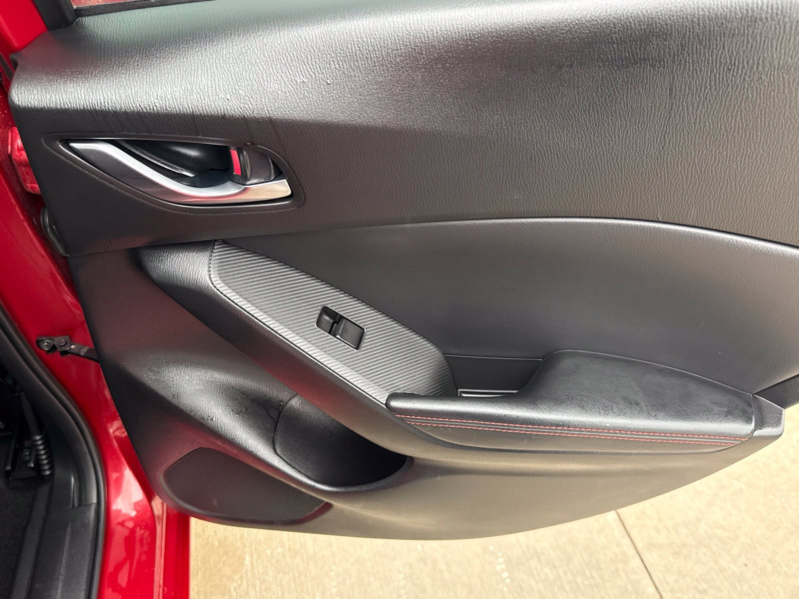 Used 2014 MAZDA MAZDA3 s Touring FWD image 25