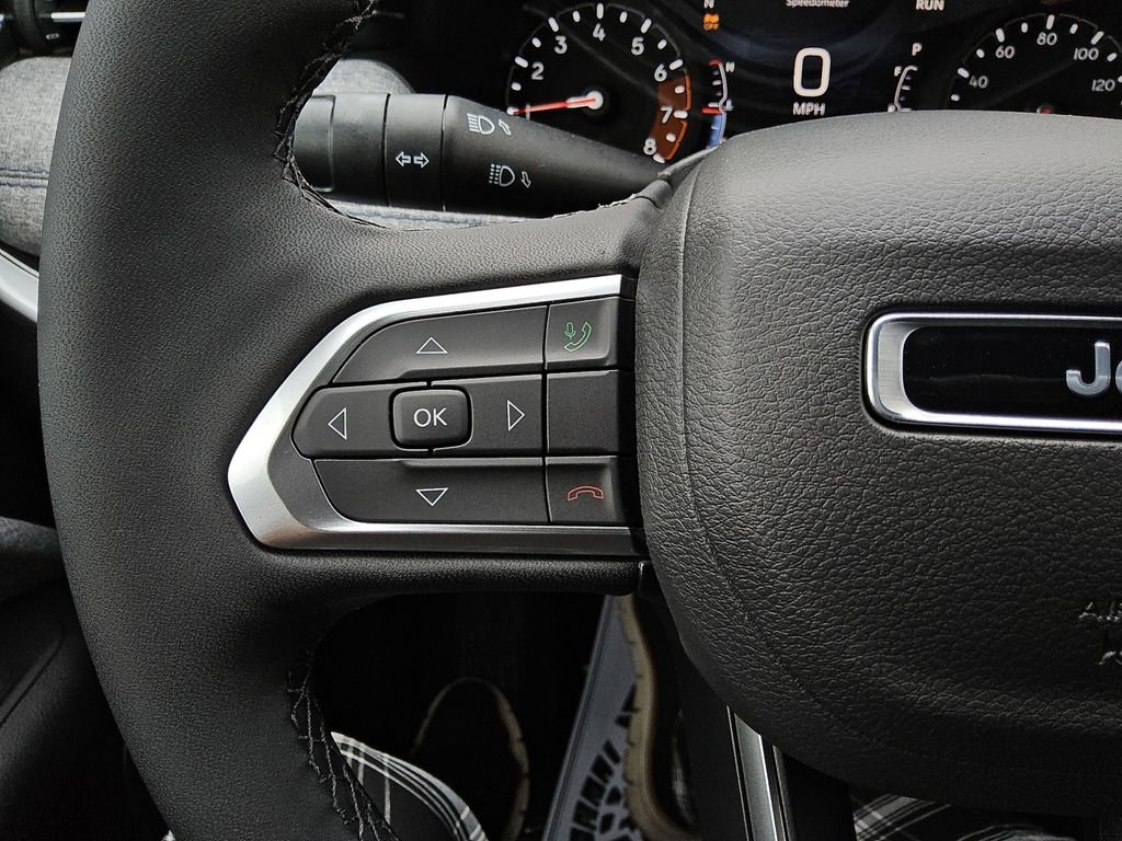 New 2026 Jeep Compass Latitude image 24