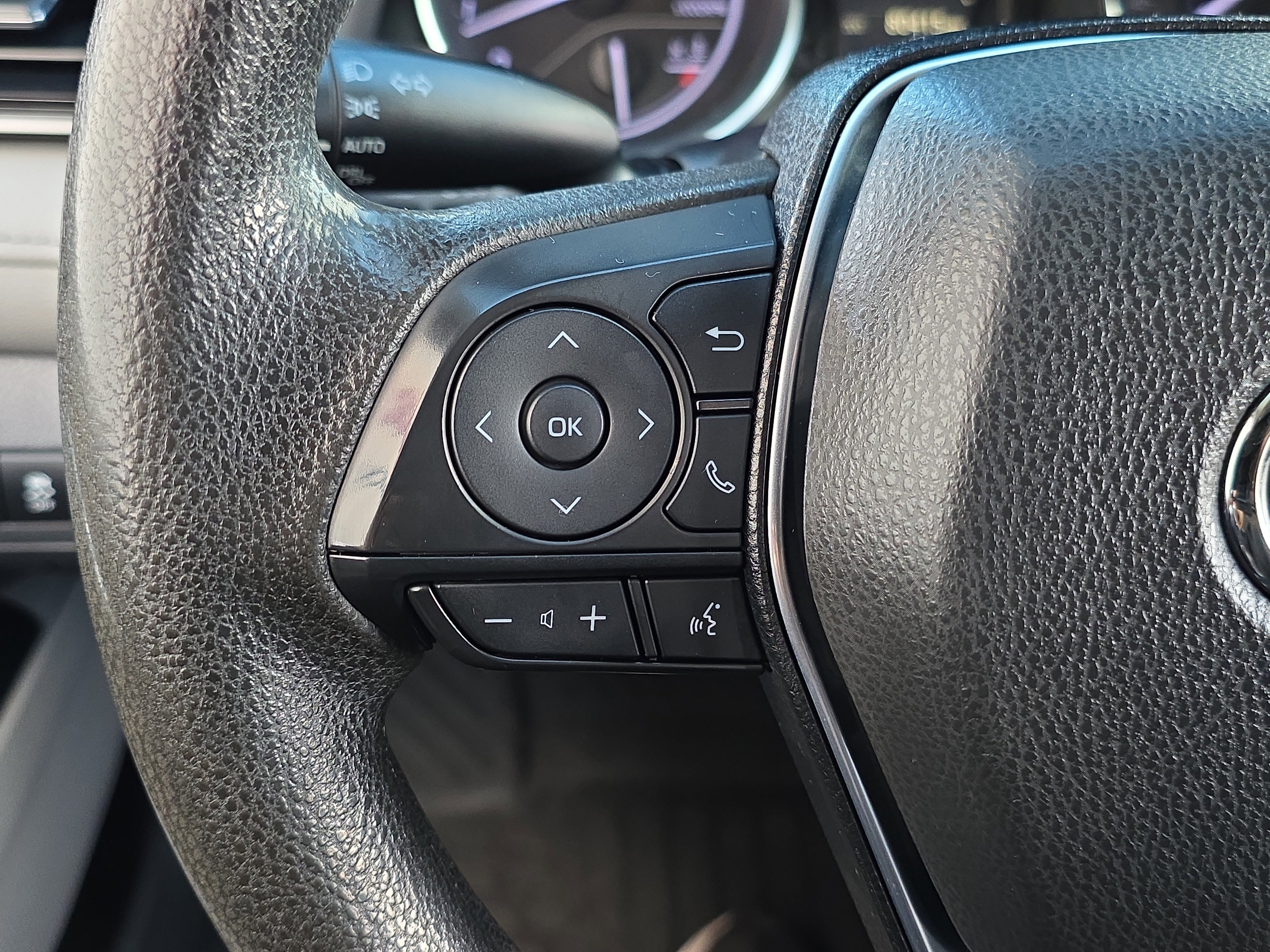 Used 2019 Toyota Camry LE image 15